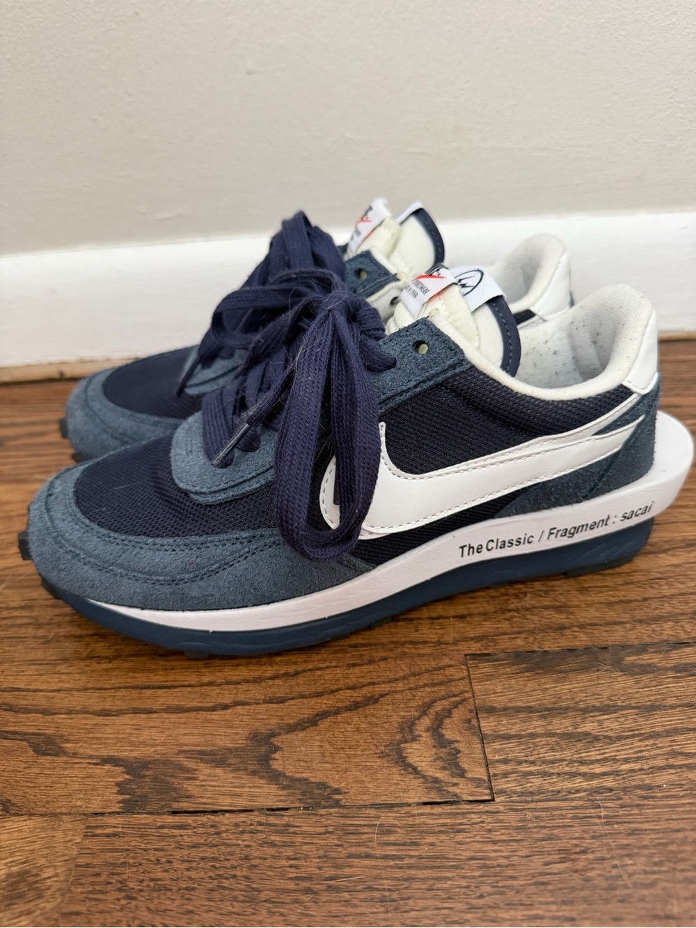 Nike The Classic Fragment x sacai Navy/White Running Shoes size 8 sneakers